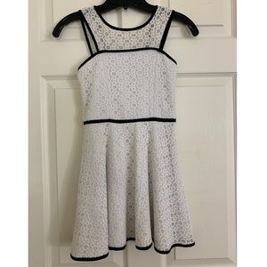 Un Deux Trois Black & White girls party dress
